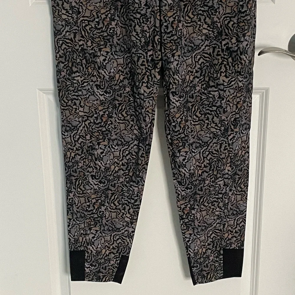 Athleta Trekkie North High Rise Jogger Pants Size 2 - 54026